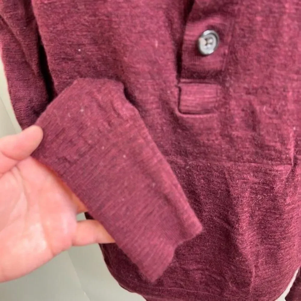 Banana‎ Republic Sweater S Extra Fine Merino Red Long Sleeve Button Mens